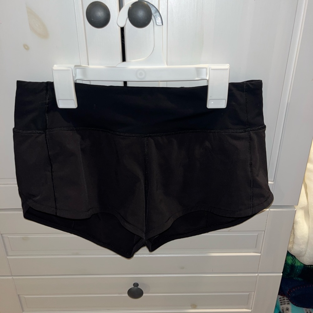 Lululemon Speed up short 2.5”